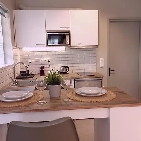 Seaesta Vasiliki 2 *